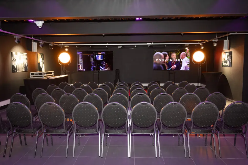 LOCATION ESPACE LA GALERIE - 95 m2 (1/2 journée)